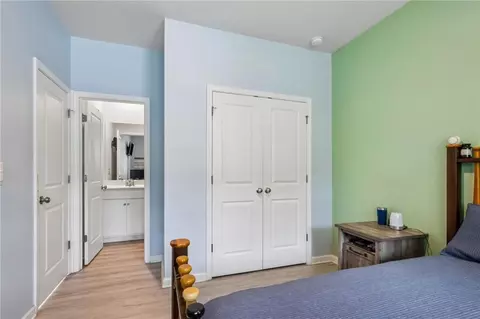 Bedroom - 865 Lakeshore Dr, Winder, GA 30680 photo 13 of 13