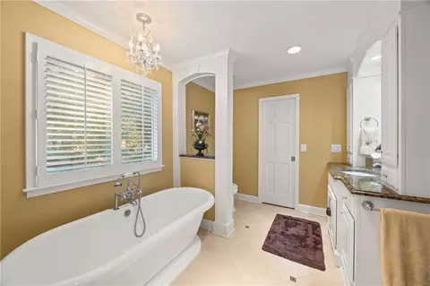 Bath - 4813 Riveredge Dr, Peachtree Corners, GA 30096 photo 4 of 7