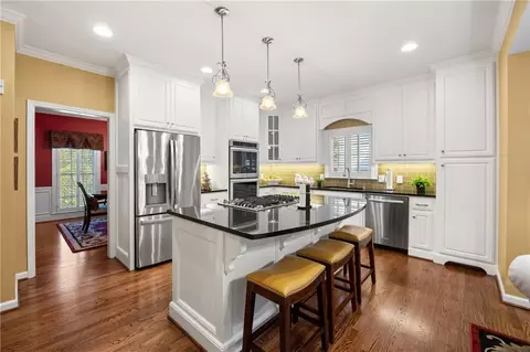 Kitchen - 4813 Riveredge Dr, Peachtree Corners, GA 30096 photo 3 of 5