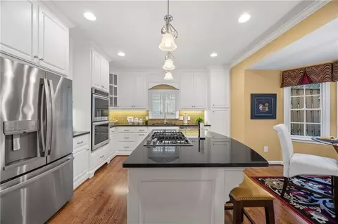 Kitchen - 4813 Riveredge Dr, Peachtree Corners, GA 30096 photo 2 of 5