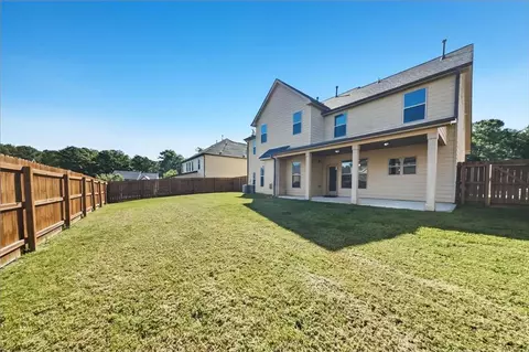 Exterior - 12191 Centerra Dr, Hampton, GA 30228 photo 3 of 3