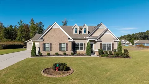 304 Benstone Dr NE, Calhoun, GA 30701