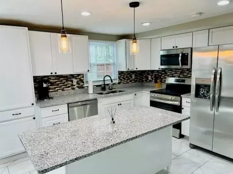 3200 Bethsaida Rd, Fairburn, GA 30213