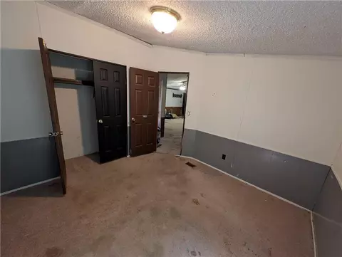 70 Pearl Ln, Cartersville, GA 30120
