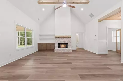 Living - 467 Lake Varner Dr, Covington, GA 30014 photo 1 of 2