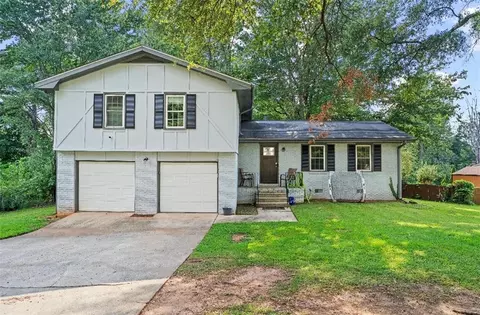 2311 Maryland Ct, Decatur, GA 30032