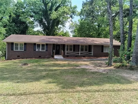 524 Rowland Rd, Stone Mountain, GA 30083