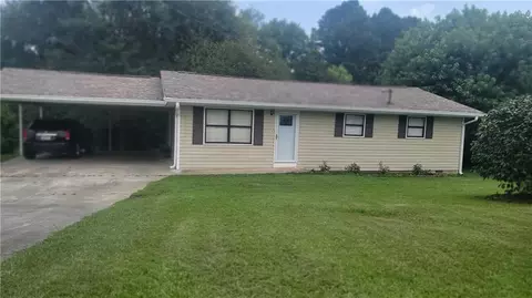 77 Pierce Rd, Hiram, GA 30141