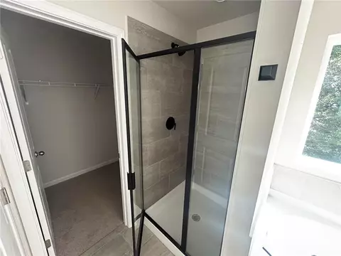 Bath - 63 Brookstone Park E, Acworth, GA 30101 photo 2 of 2