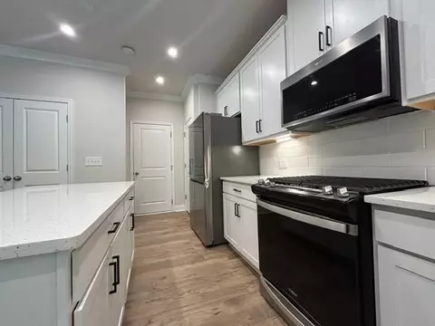 Kitchen - 63 Brookstone Park E, Acworth, GA 30101 photo 1 of 2