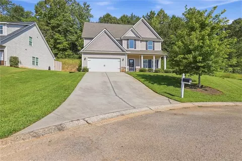 275 Huntington Manor Ct, Cornelia, GA 30531