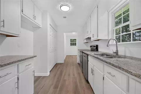 Entry Way - 20 Hunters Keep, Covington, GA 30014 photo 1 of 3