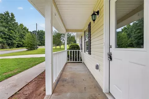 Exterior - 20 Hunters Keep, Covington, GA 30014 photo 7 of 8