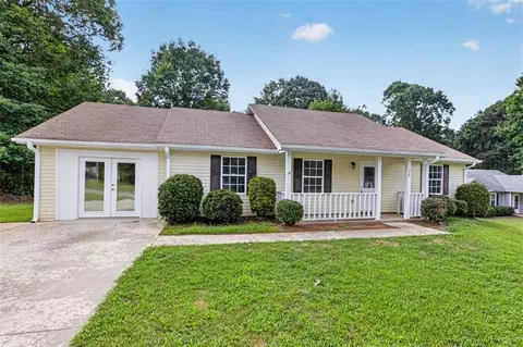 Exterior - 20 Hunters Keep, Covington, GA 30014 photo 6 of 8