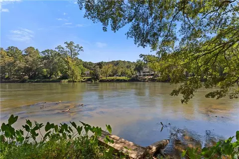 4078 Columns Dr SE, Marietta, GA 30067