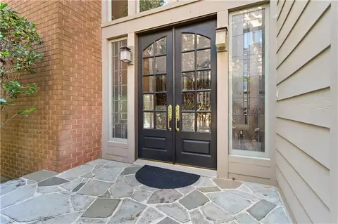 4078 Columns Dr SE, Marietta, GA 30067