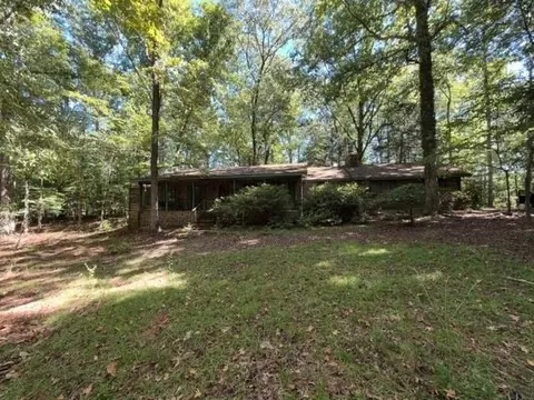 6225 Tennis Dr, Fairburn, GA 30213