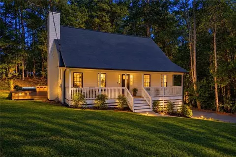 3141 Mills Ridge Dr, Canton, GA 30114