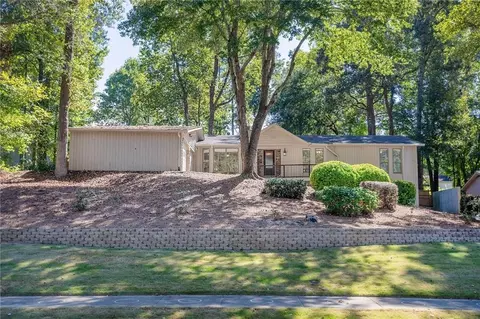 3370 Indian Hills Dr, Marietta, GA 30068