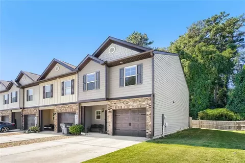 6051 Oak Bend Ct, Riverdale, GA 30296