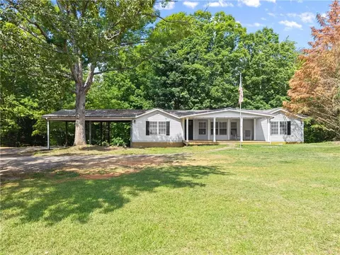 3501 Looper Lake Rd, Gainesville, GA 30506