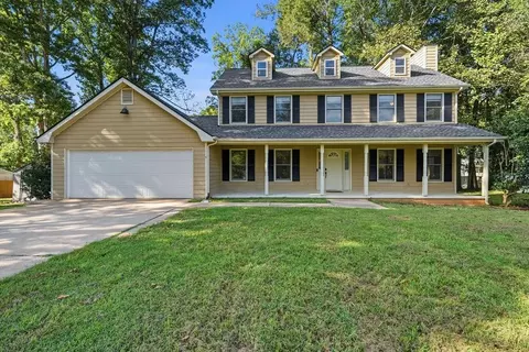 18 Heather Ln, Villa Rica, GA 30180