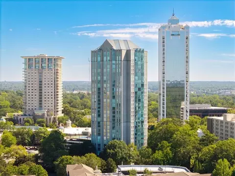 2870 Pharr Court South NW #205, Atlanta, GA 30305