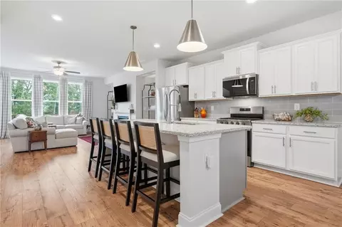 1242 Ainsworth Aly, Sugar Hill, GA 30518