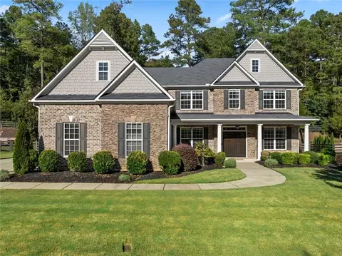6660 Canyon Cv, Cumming, GA 30028