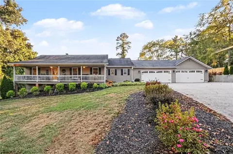 42 Old Atlanta Rd, Hiram, GA 30141