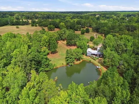 1940 Macedonia Rd, Mansfield, GA 30055