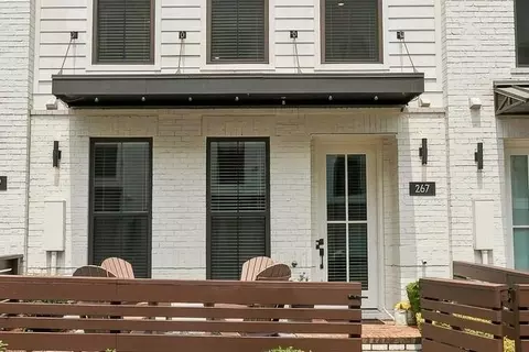 267 Mitchell Ln, Woodstock, GA 30188