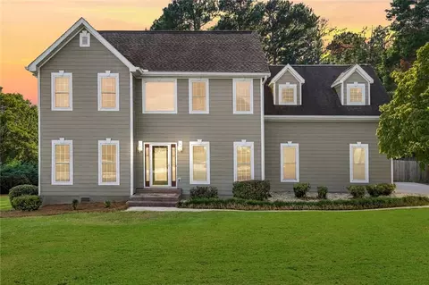10 Chad Ct, Mcdonough, GA 30253
