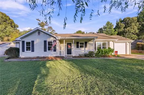 2674 Highland Park Dr, Gainesville, GA 30506