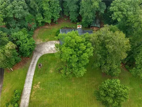 Exterior - 185 Briar Patch Rd, Covington, GA 30014 photo 7 of 7