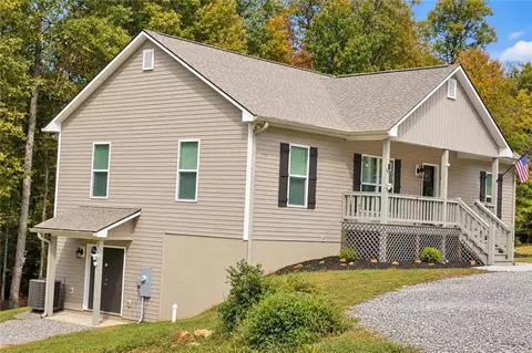 129 Sunset Trl, Blairsville, GA 30512