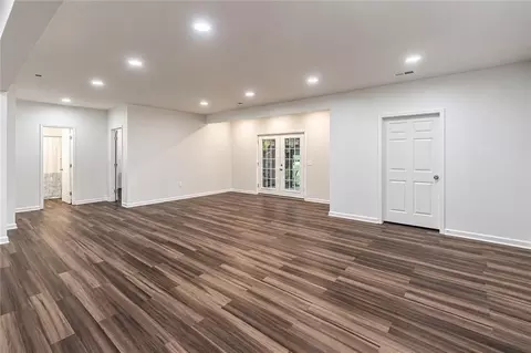 Living - 3566 Ashby Pond Ln, Duluth, GA 30097 photo 9 of 10