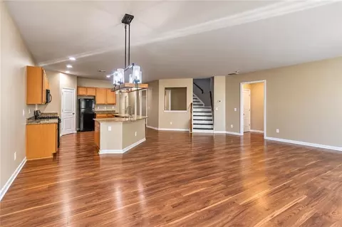 Living - 3566 Ashby Pond Ln, Duluth, GA 30097 photo 6 of 10
