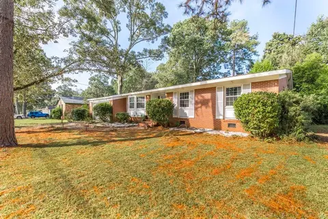 Exterior - 331 Clairmont Dr, Warner Robins, GA 31088 photo 5 of 11