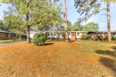 Exterior - 331 Clairmont Dr, Warner Robins, GA 31088 photo 3 of 11