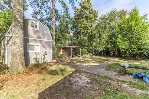 Exterior - 331 Clairmont Dr, Warner Robins, GA 31088 photo 9 of 11
