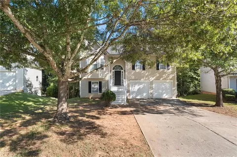 6570 Snowbird Ln, Douglasville, GA 30134