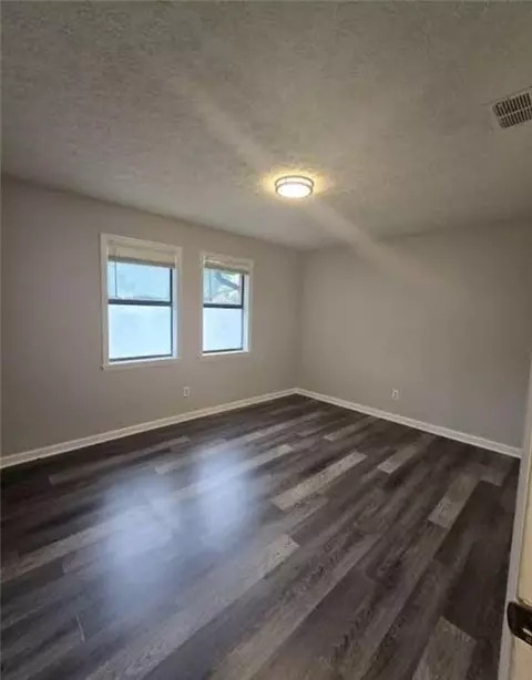 Other - 271 E Wright St, Winder, GA 30680 photo 3 of 4