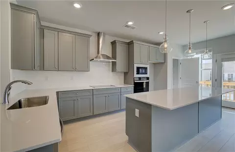 Kitchen - 2612 Daybreak Ln, Newnan, GA 30265 photo 2 of 3