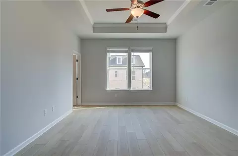 Living - 2612 Daybreak Ln, Newnan, GA 30265 photo 7 of 7