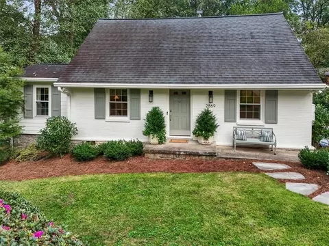 2869 Ridgemore Rd NW, Atlanta, GA 30318