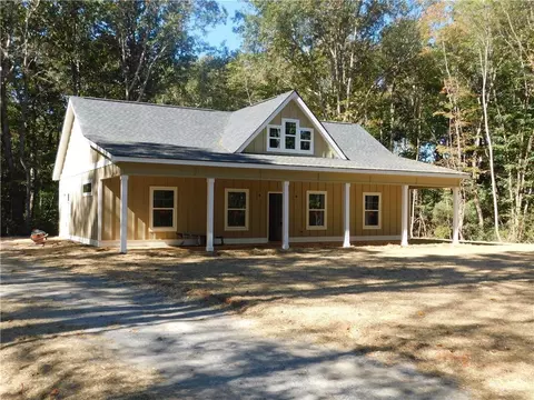 51 Chester Road Rd, Dahlonega, GA 30533