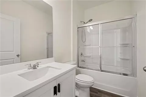 Bath - 121 Hargrave Ave, Bethlehem, GA 30620 photo 2 of 2