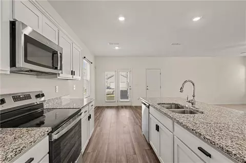 Kitchen - 121 Hargrave Ave, Bethlehem, GA 30620 photo 2 of 2