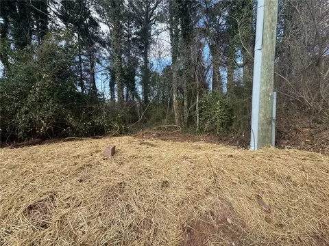 282 Chestnut Hill Rd SW, Marietta, GA 30064